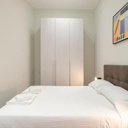 Апартаменты Joivy Bright Flat In The Perfect Centre Of Генуя Экстерьер фото